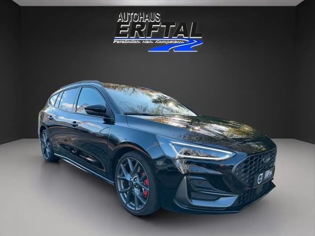 Ford Focus EcoBoost ST Line Wagon