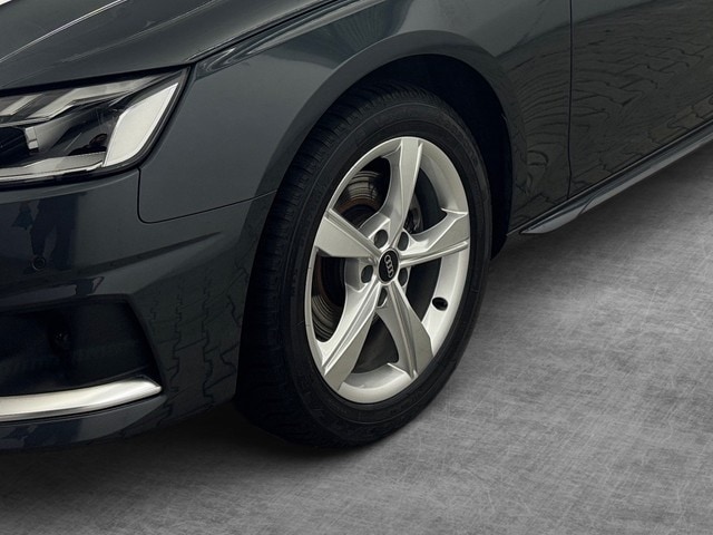 Audi A4 35 TFSI Avant S-Tronic