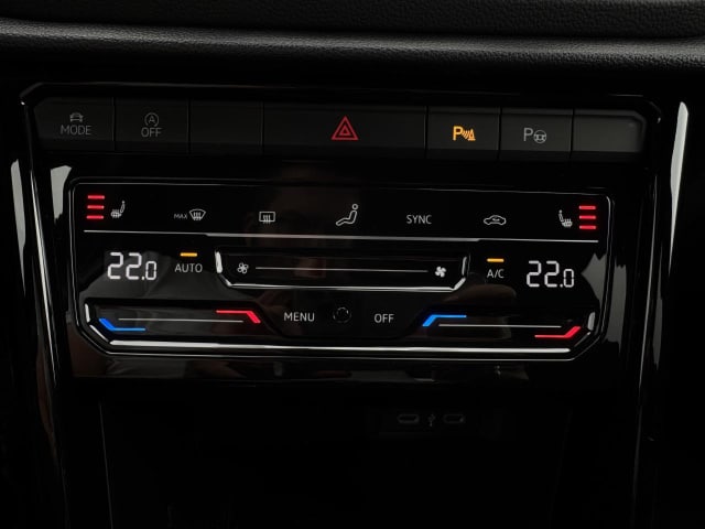 Volkswagen T-Roc 1.5 TSI DSG IQ.Drive R-Line