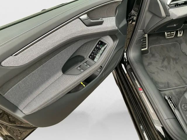 Audi A6 Hybride Quattro S-Line Sedan