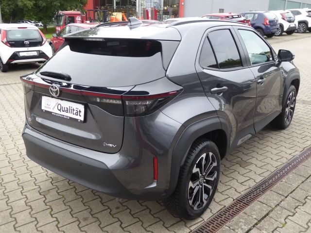 Toyota Yaris Cross 1.5H Teamplayer+Winter+Safety-Paket