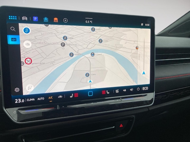 Volkswagen ID.7 340PS 4M NP.76T ACC.5J-G.WÄRMEPUMPE.AHK.AREA-VIEW.NAVI.HUD.LED.LKRD-HZ