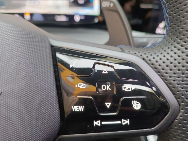 Volkswagen Golf 2.0 TSI DSG Golf VIII IQ.Drive