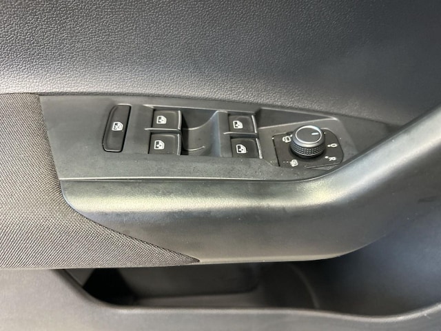 Volkswagen Polo 1.0 TSI DSG R-Line