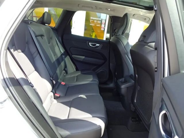 Volvo XC60 Dark Plus