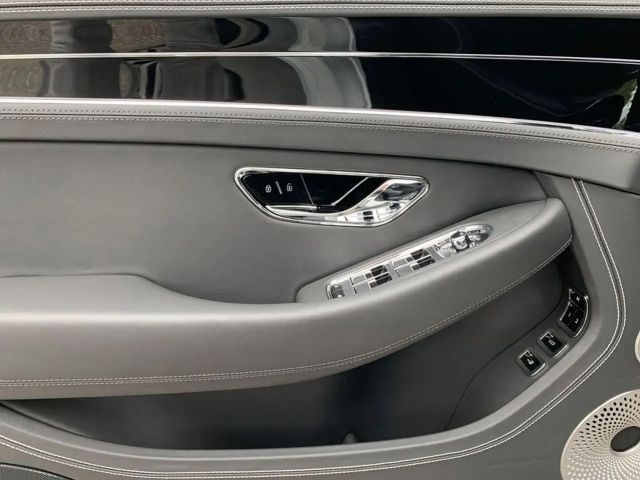 Bentley Continental GT Hybrid V8