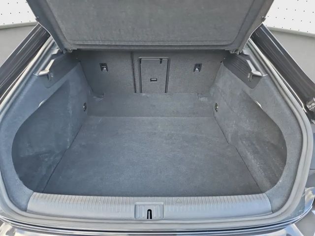 Volkswagen Arteon 2.0 TSI DSG R-Line