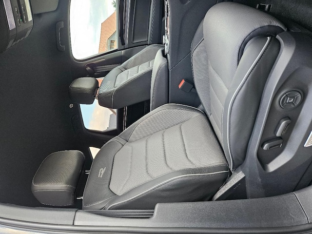 Volkswagen Touareg Touareg 3.0  R-L  DT210TDI A8A