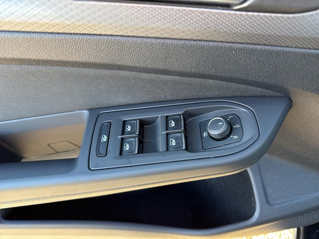 Volkswagen Golf TSI CarPlay/Black/AHK/Virt/ACC/LED