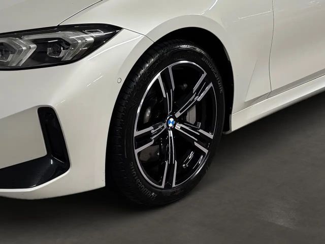 BMW 330 330i Touring xDrive