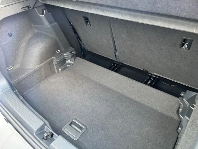 Volkswagen T-Cross 1.0 TSI DSG R-Line