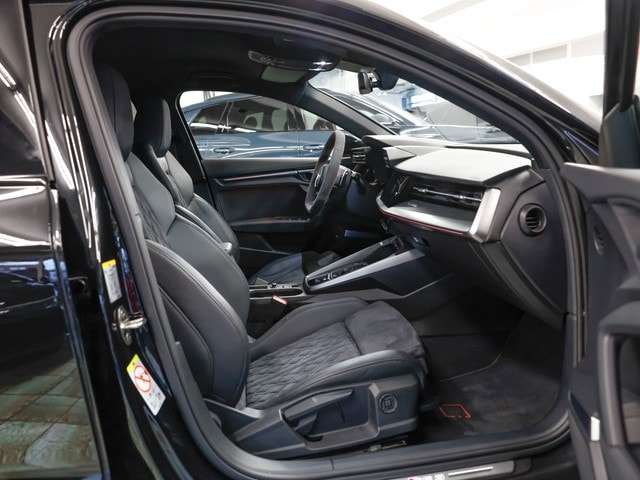 Audi RS3 Quattro S-Tronic Sedan