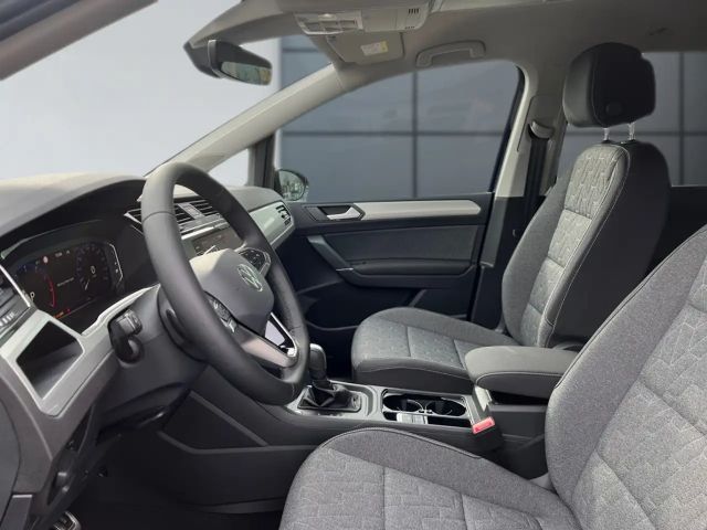 Volkswagen Touran DSG IQ.Drive Move