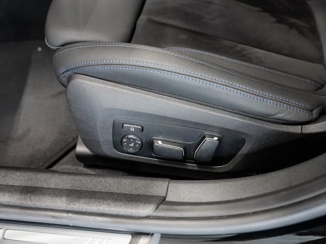 BMW 320 320i M-Sport Touring