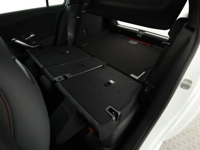 Mercedes-Benz A 200 AMG Line