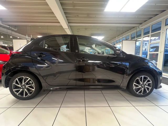 Toyota Yaris Comfort Hybride Team D