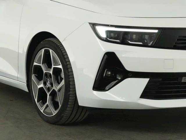 Opel Astra Sports Tourer Ultimate