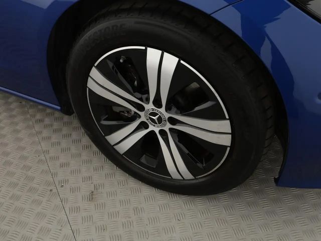 Mercedes-Benz C 200 AVANTGARDE Sedan