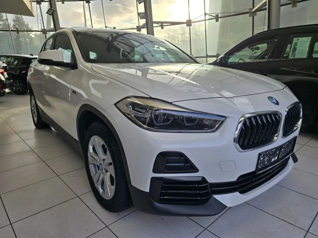 BMW X2 25e Hybrid Allrad Automatik LED/DAB-Tuner