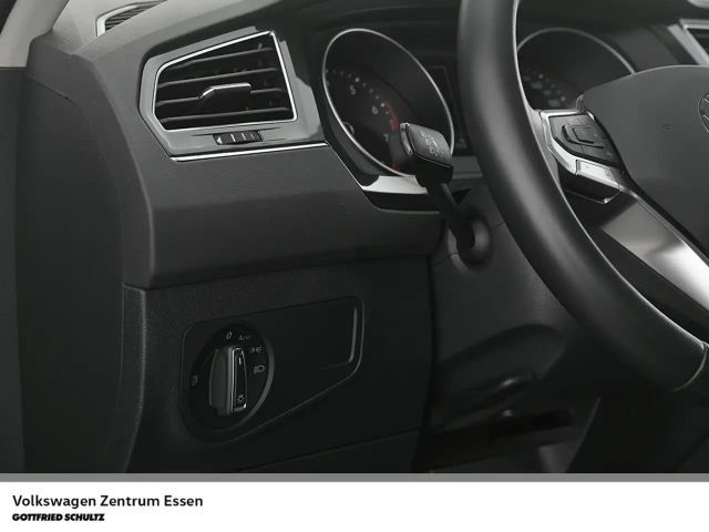 Volkswagen Tiguan Active TSI LED Navi R-Kamera Sitzhzg