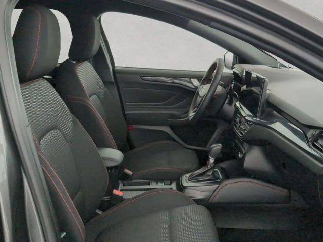 Ford Focus ST Line Wagon