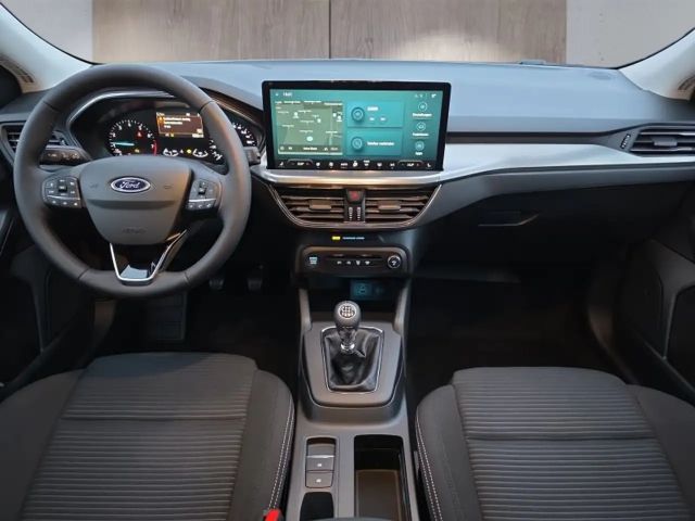 Ford Focus 1,0 125PS ACC/Kamera/LED/Navi/Winterp.     **
