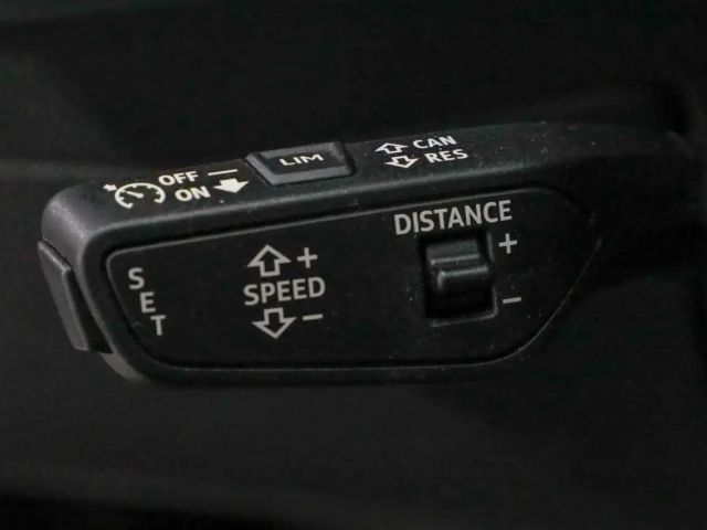 Audi A3 30 TFSI Sedan