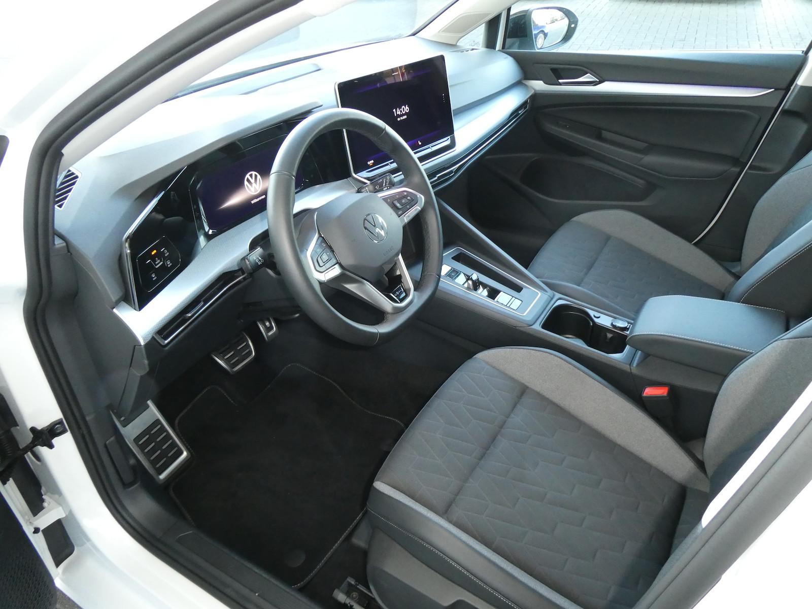 Volkswagen Golf 1.5 eTSI Golf VIII