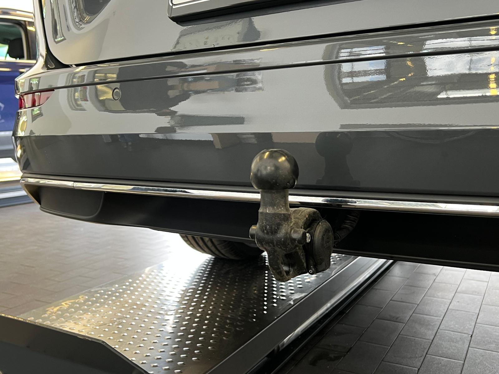 Volkswagen Golf 2.0 TDI DSG Golf VIII Variant