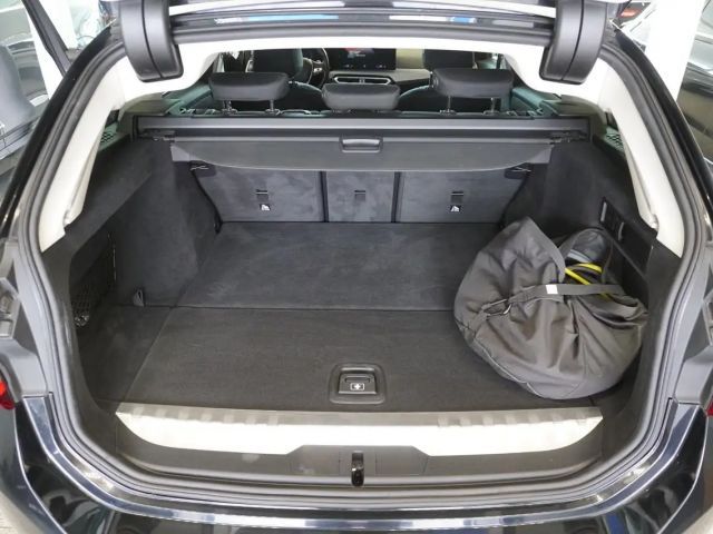 BMW 320 320e Touring