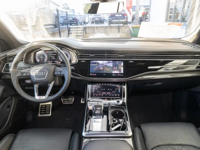 Audi Q8 55 TFSI Competition Quattro