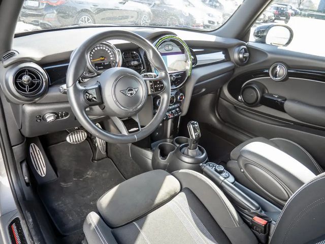 MINI Cooper John Cooper Works