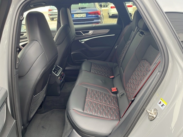 Audi RS6 Avant Quattro