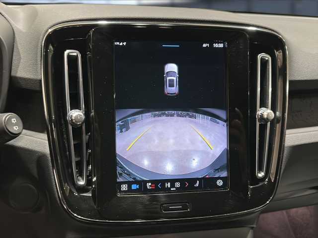 Volvo XC40 XC40 Navi LED Klima Standhzg Einparkhilfe el. Fenster