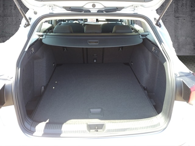 Volkswagen Golf 1.5 eTSI DSG Variant