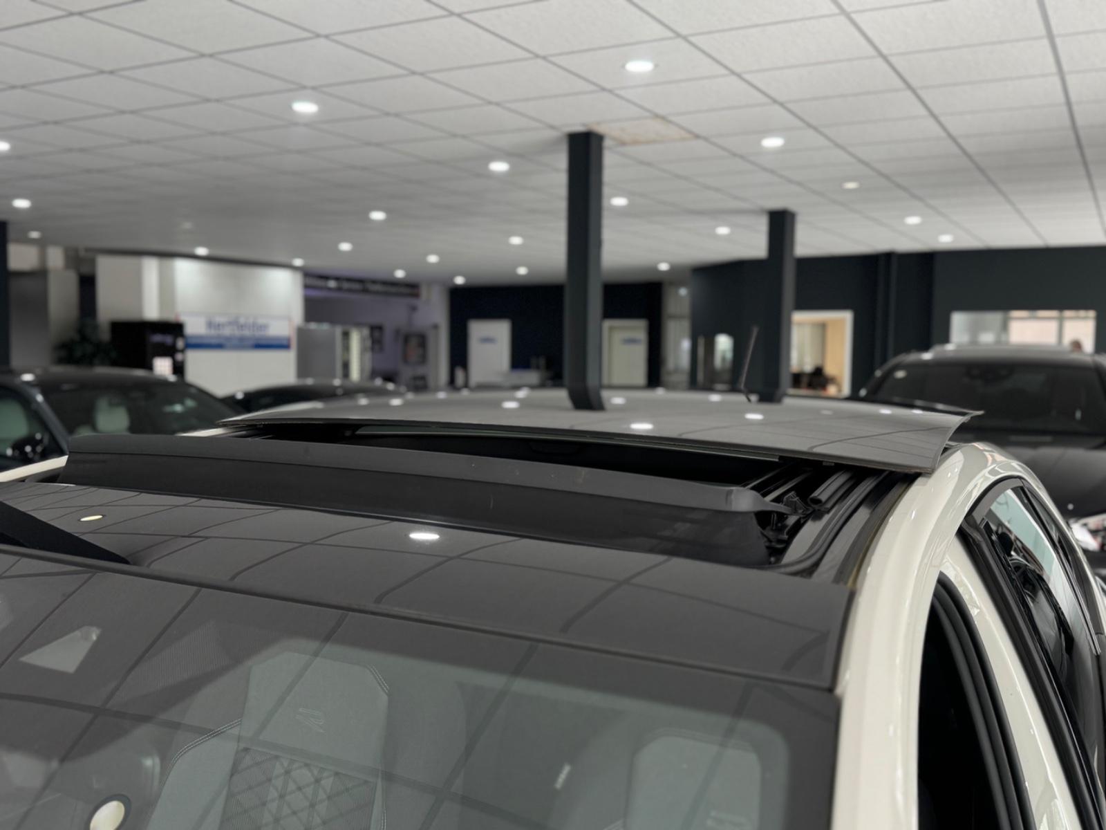 Volkswagen Taigo 1.5 TSI DSG IQ.Drive R-Line