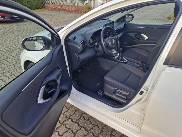 Toyota Yaris 1.0 VVT-i Comfort Hatchback