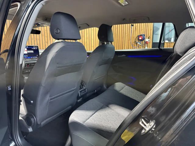 Volkswagen Golf DSG Variant