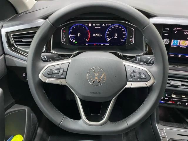 Volkswagen Polo 1.0 TSI DSG Style