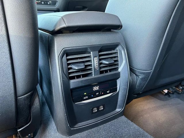 BMW 320 320d M-Sport Touring xDrive