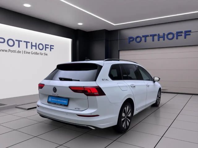 Volkswagen Golf 1.5 eTSI DSG Variant