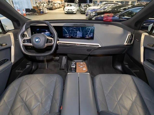 BMW iX xDrive40
