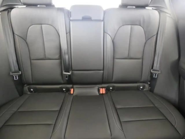 Volvo XC40 Dark Plus