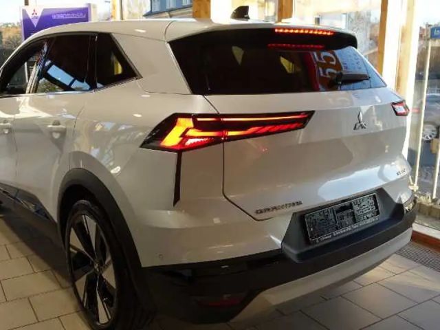 Mitsubishi Grandis 1.8 First Edition HEV