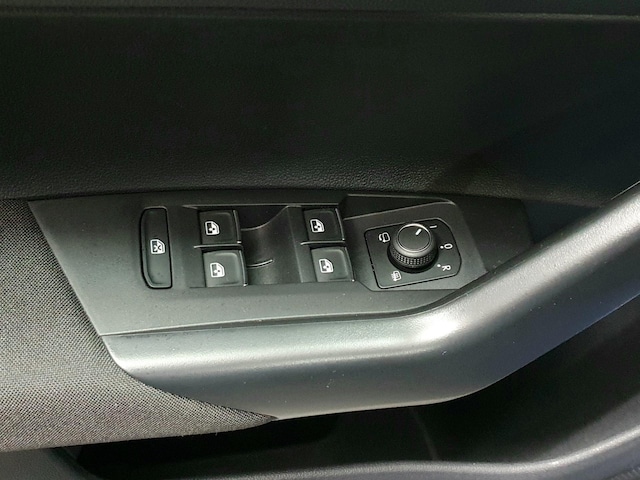 Volkswagen Polo 1.0 TSI DSG Style