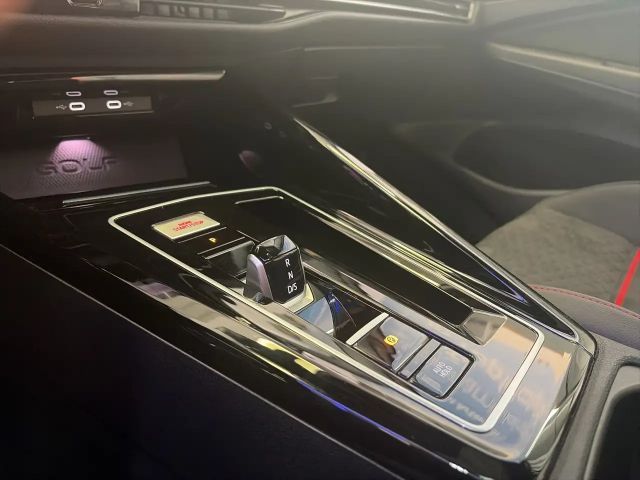 Volkswagen Golf 2.0 TSI DSG GTI