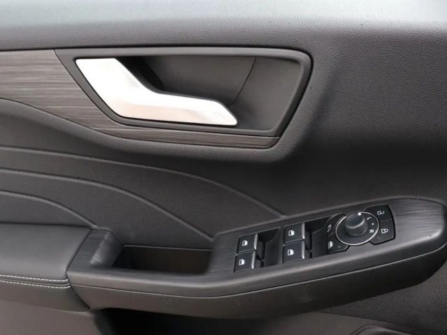 Ford Kuga Active Plug in Hybrid