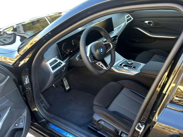 BMW 330 330e Touring