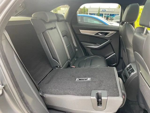 Jaguar F-Pace AWD D200 R-Dynamic