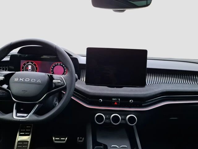 Skoda Superb 2.0 TDI Combi Sportline